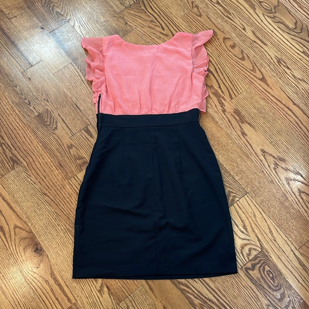 Women’s Dress. Size 3. Excellent Condition. iZ Byer Brand. - Picture 10 of 10